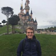 Loîc, apprenti chez Mickey !